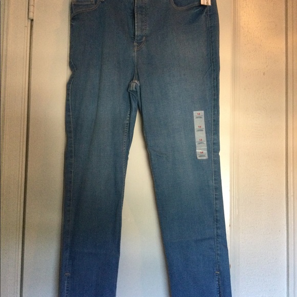 Old Navy Rockstar Super Skinny - Picture 5 of 11